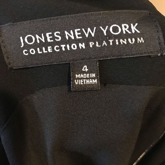 JONES NEW YORK 4 LBD V neck front and back zipper back black dress - Picture 3 of 10